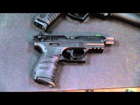 Ruger SR22 vs Walther P22