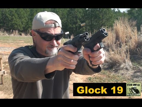 Glock 19 Pistol Review